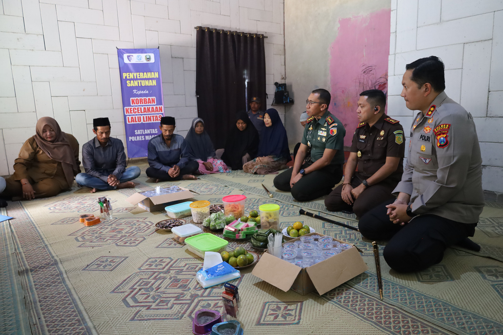 Rasa Empati dan Bela Sungkawa, Dandim 0804/Magetan Bersama Forkopimda Kunjungi Korban Laka Lantas