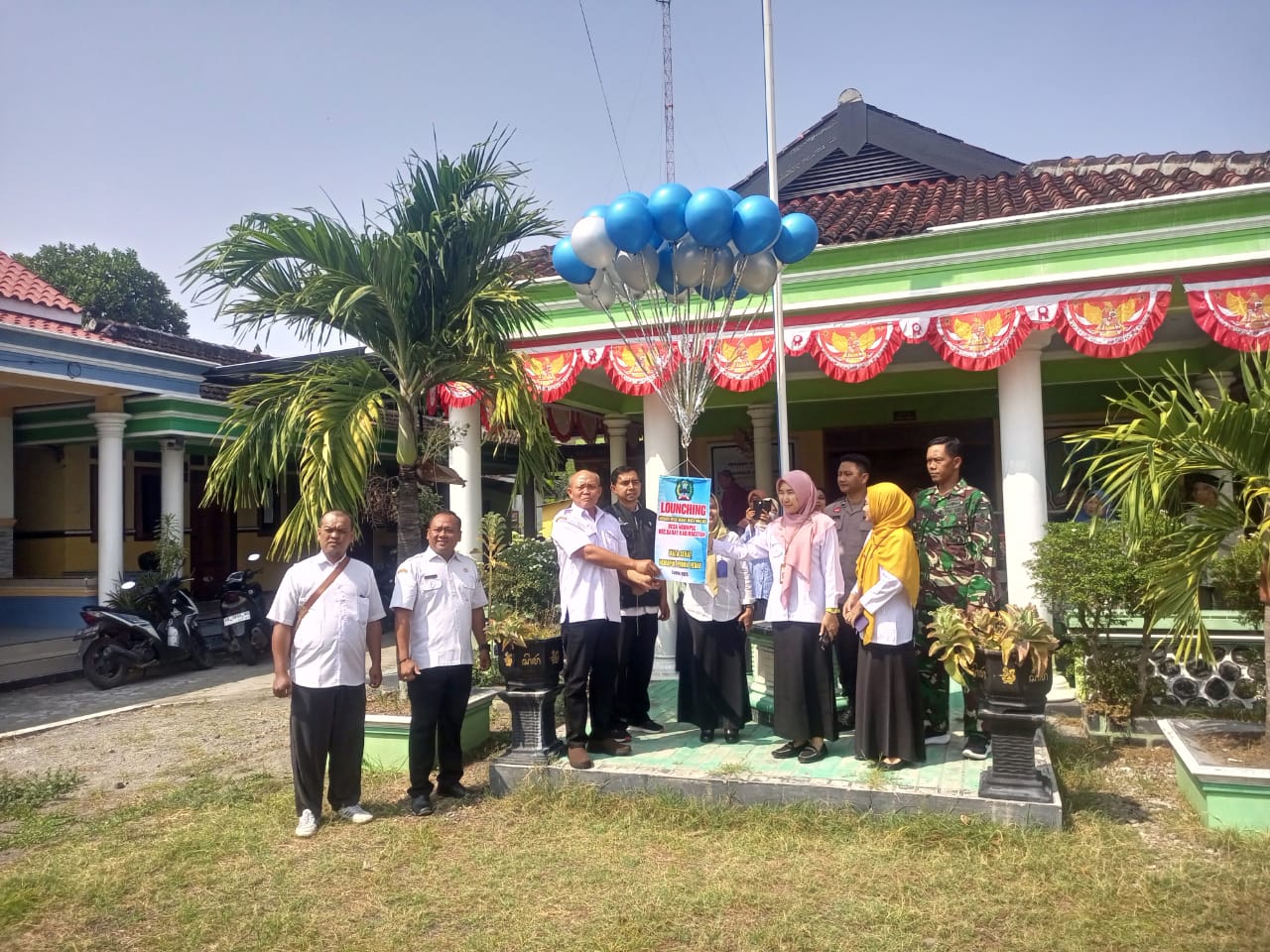 Hadiri Deklarasi Desa Sehat Mata Inklusi Babinsa Koramil 0804/08 Barat Dukung Program Prima