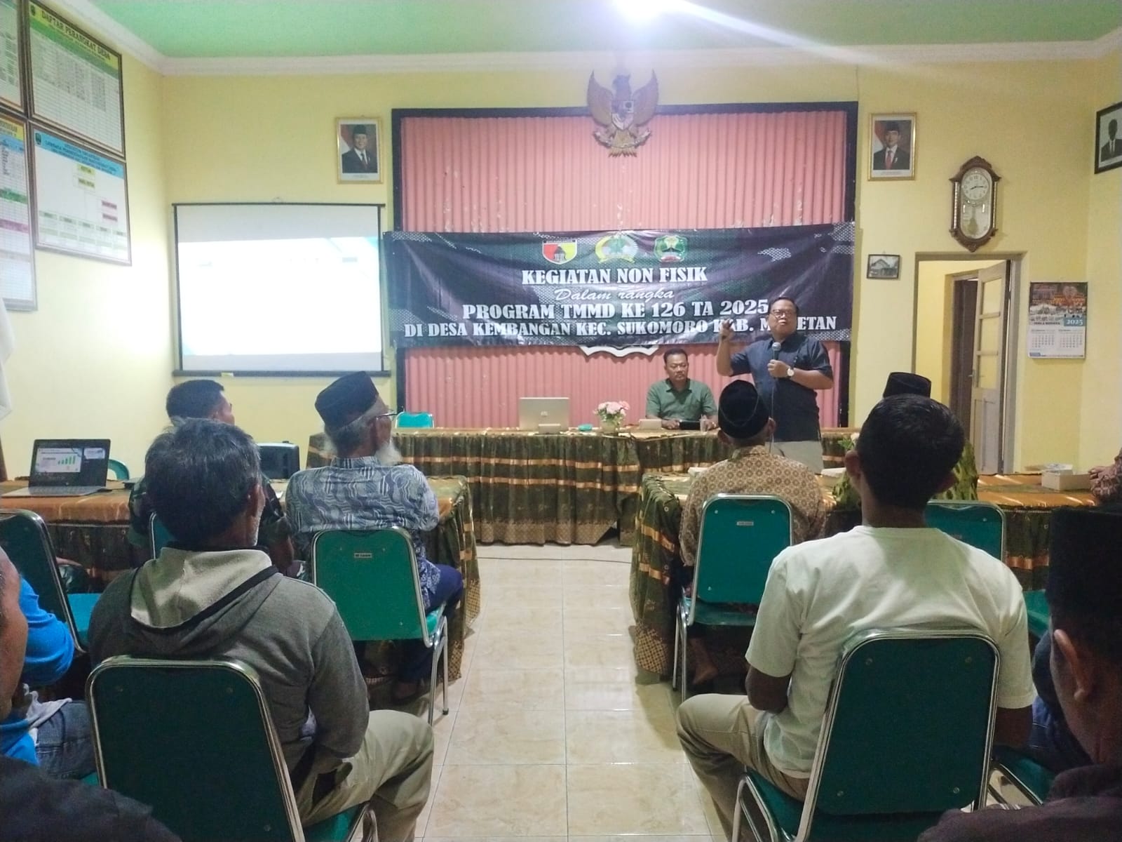 Tumbuhkan Kesadaran Peran Masyarakat Dalam Pendidikan, Satgas TMMD ke-126 Kodim 0804/Magetan Gelar Penyuluhan