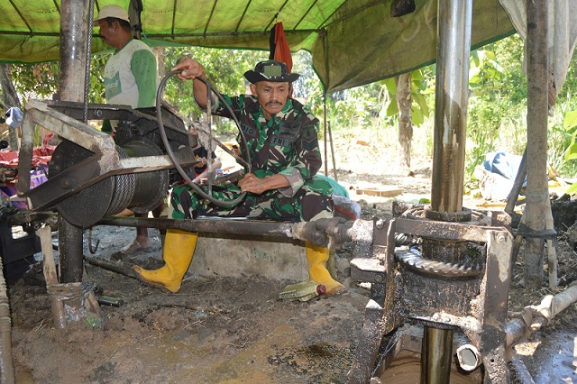 TMMD ke-126, TNI Bangun Sumur Bor untuk Kesejahteraan Petani Desa Kembangan