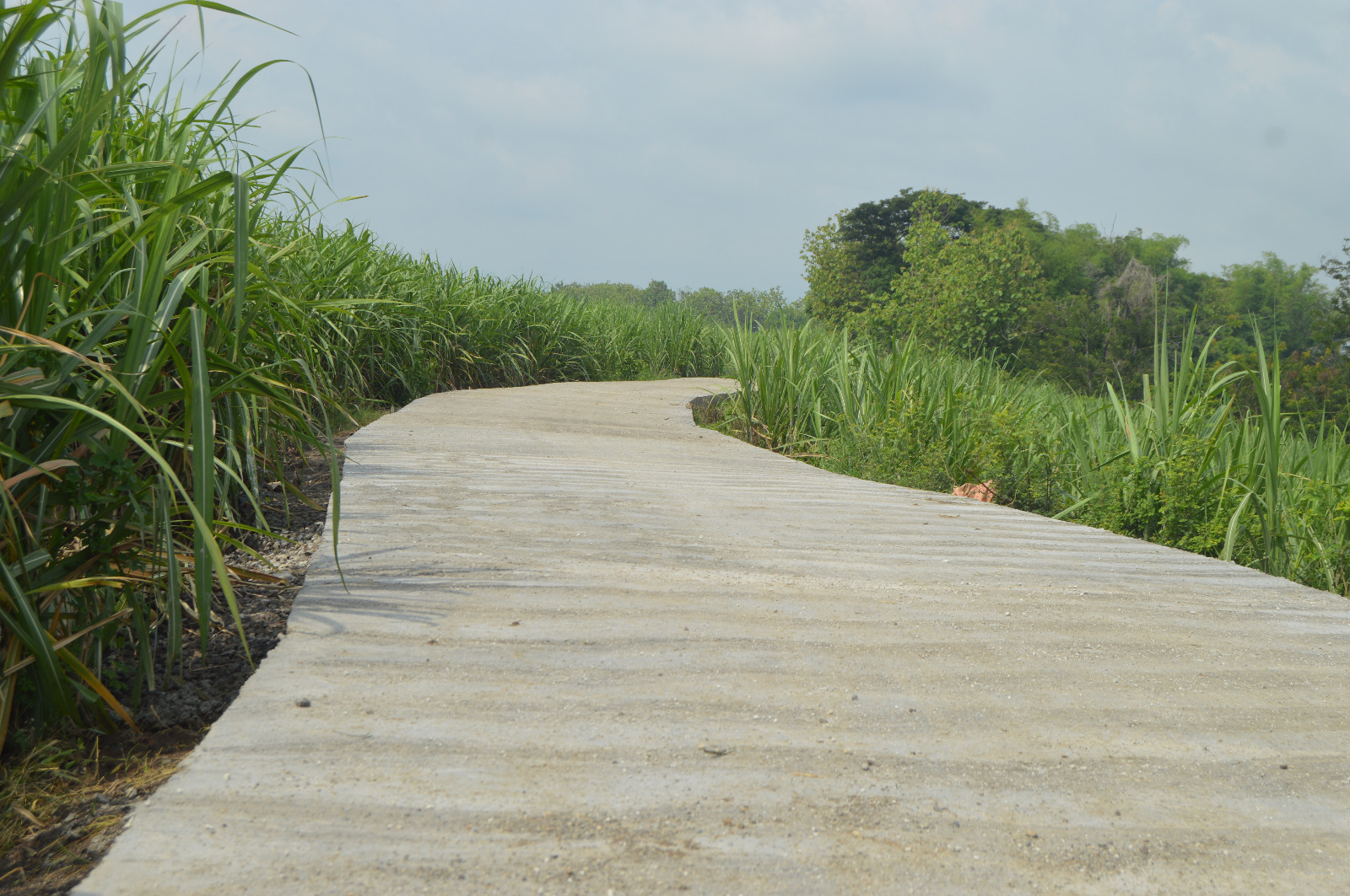 Jalan Mulus, Warga Kembangan Kini Tersenyum Bahagia