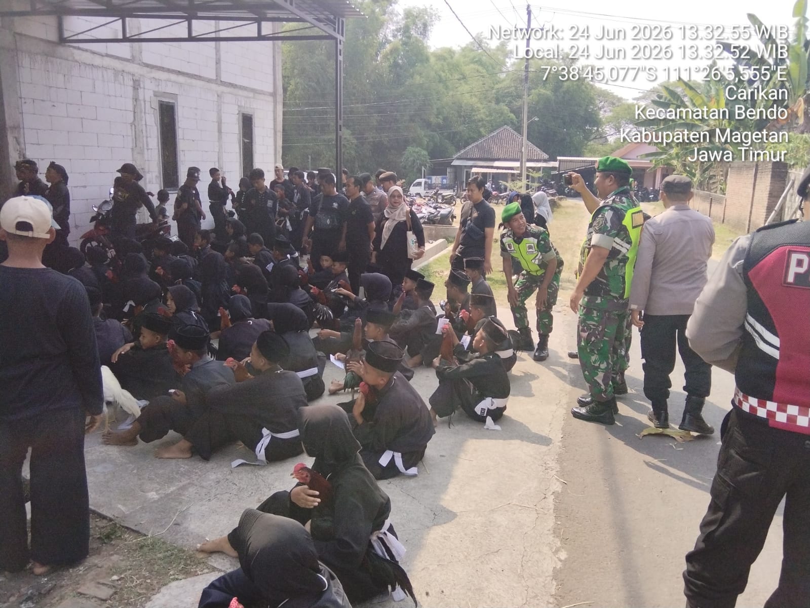 Personel Koramil 13/Bendo Laksanakan Pengamanan, 192 Calon Warga PSHT Ranting Bendo Ikuti Tes Ayam Jago